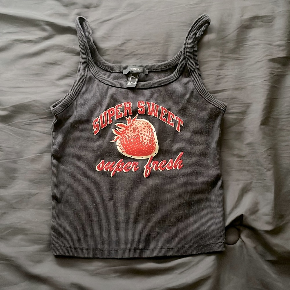 strawberry tank top forever 21